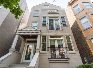 3240 N Racine Ave #3, Chicago, IL 60657