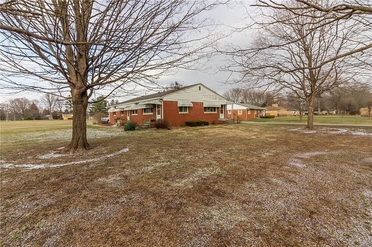 1st image of 1108 E Cragmont Dr
