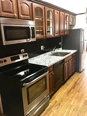 Rented by R New York | media 36