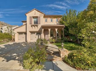 26932 Peppertree Dr, Valencia, CA 91381