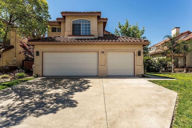 1st image of 2250 Valencia Ct