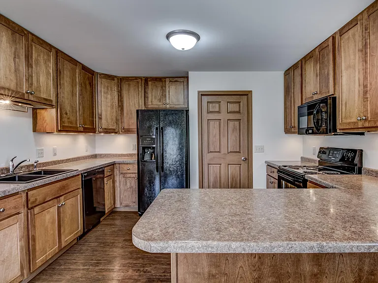S5270 Damar Private Dr — Photo 11