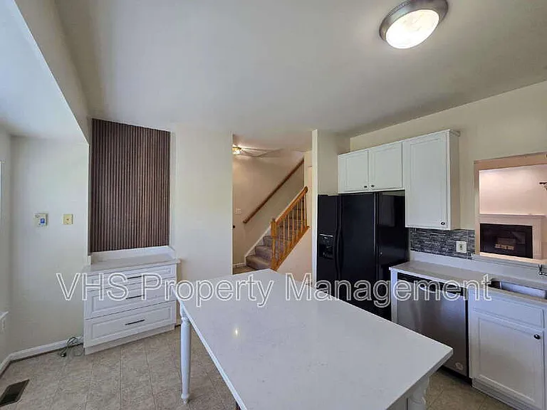 6186 Library Ln — Photo 18