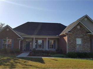 241 Stonegate Trl, Wetumpka, AL 36093