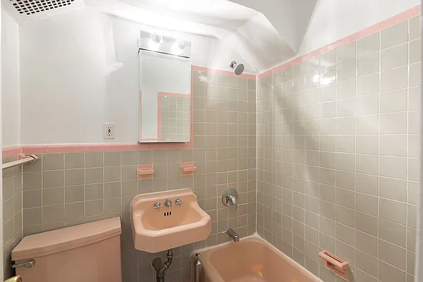 Rented by Berman Realty | media 8