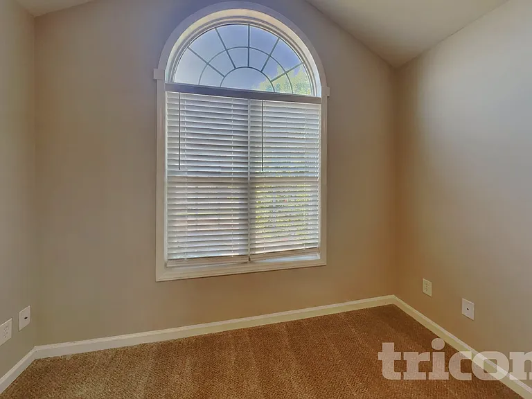 4425 Windstorm Way — Photo 6