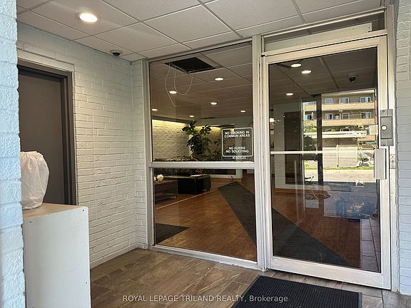 4th image of 1106 Jalna Blvd #302