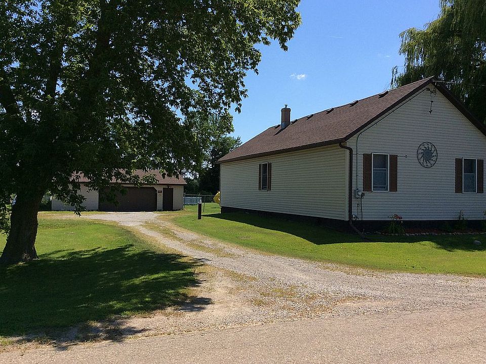 2nd image of N6102 Hooyman Rd
