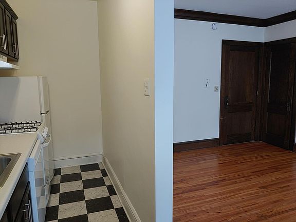 4th image of 1435 W 31st St APT 304