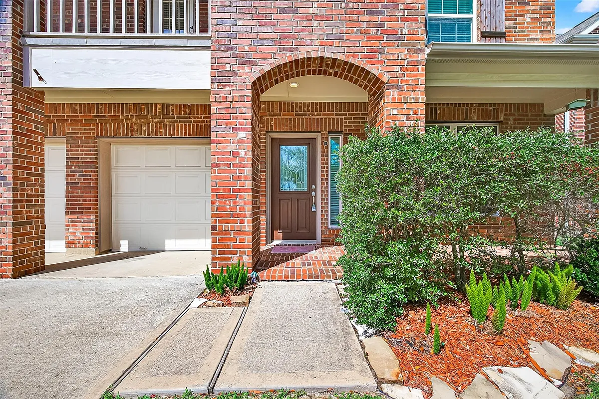 Building Photo - 29914 Secret Cove Ln