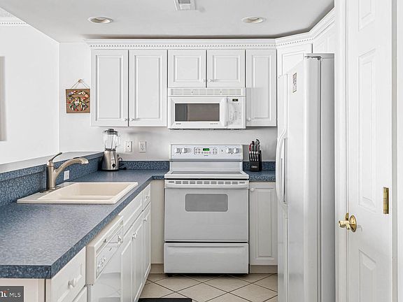 4th image of 5405 Coastal Hwy Unit 309