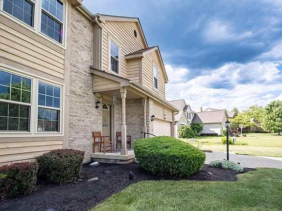 3rd image of 13781 Sunladen Dr NW
