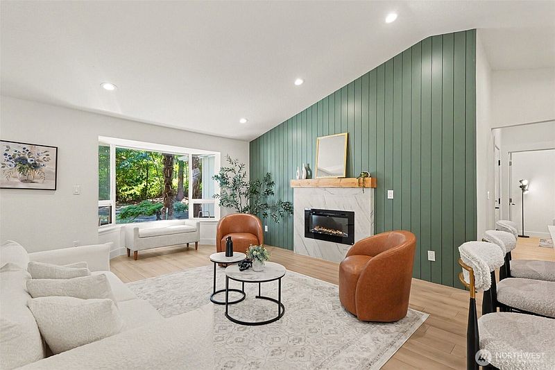 5th image of 20515 196th Avenue SE