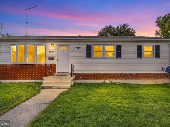 6609 March Dr, Oxon Hill, MD 20745