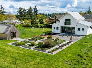 14377 View Moor Dr, Mount Vernon, WA 98273