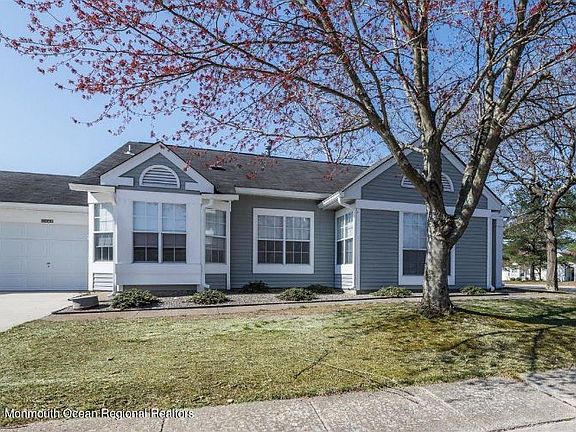 3rd image of 1066B Buckingham Dr