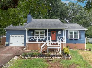 840 Tree Trunk Rd, Knoxville, TN 37934