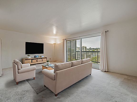 3rd image of 1455 Laguna St APT 6