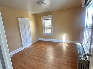 49 S 10th Ave #2, Mount Vernon, NY 10550