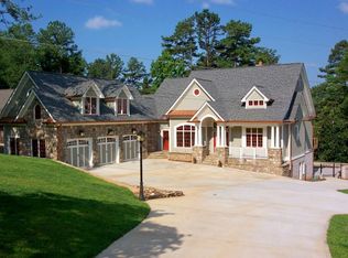 8190 Bennett Ln, Gainesville, GA 30506