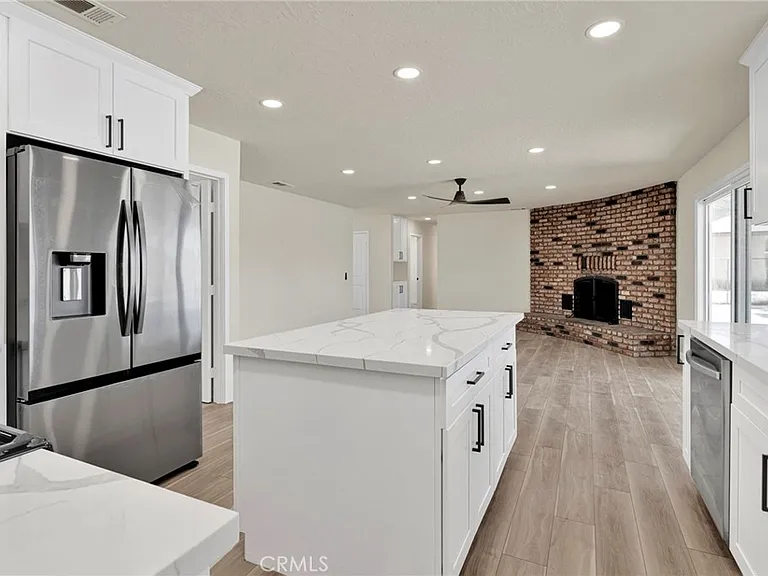 15262 El Centro St — Photo 16