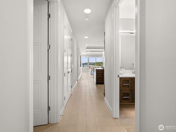 5th image of 4907 Main Street #513