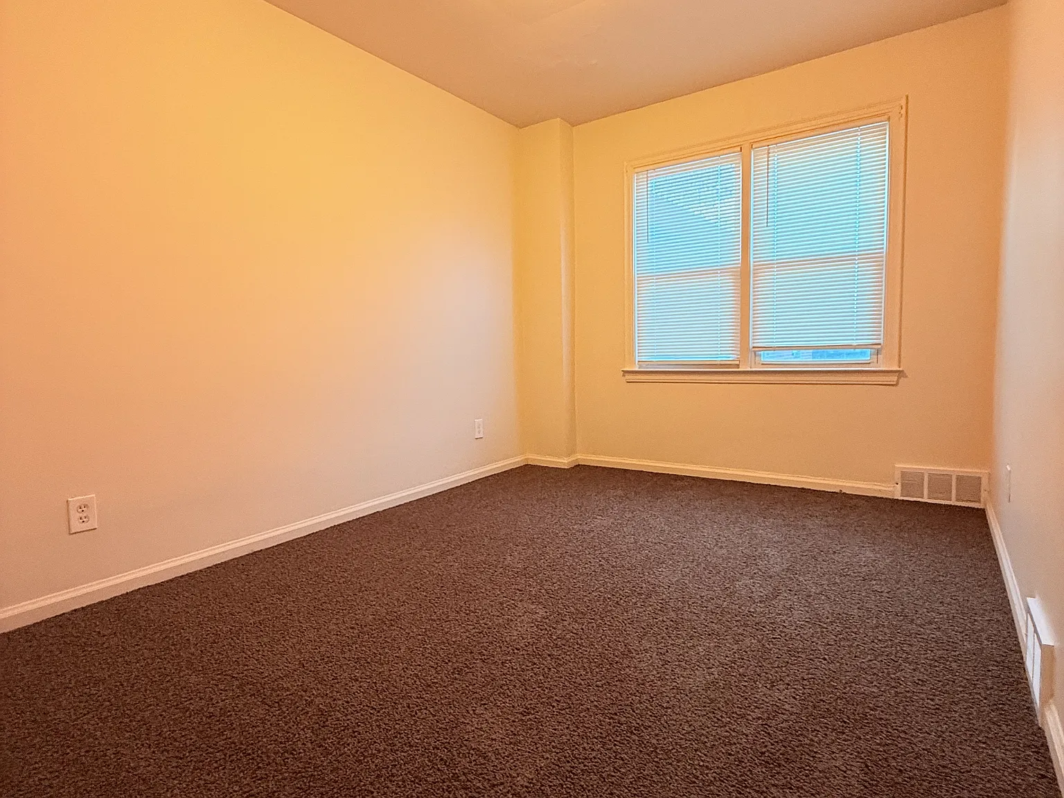 9345 Rutherford Street - 3 — Photo 3