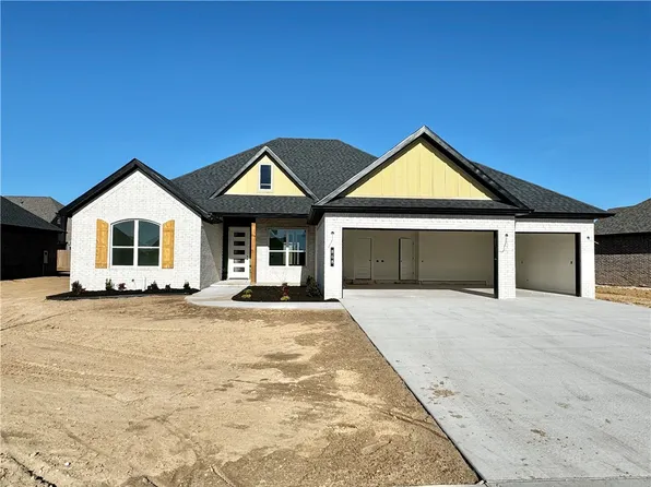 868 Budrio Ave, Springdale, AR 72762