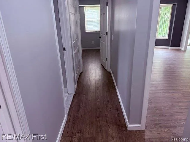 15012 Congress Dr — Photo 28