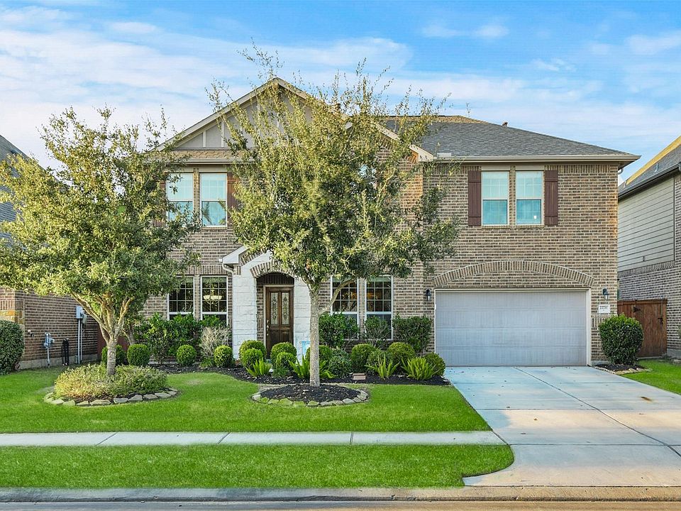 1st image of 22711 Soaring Woods Ln