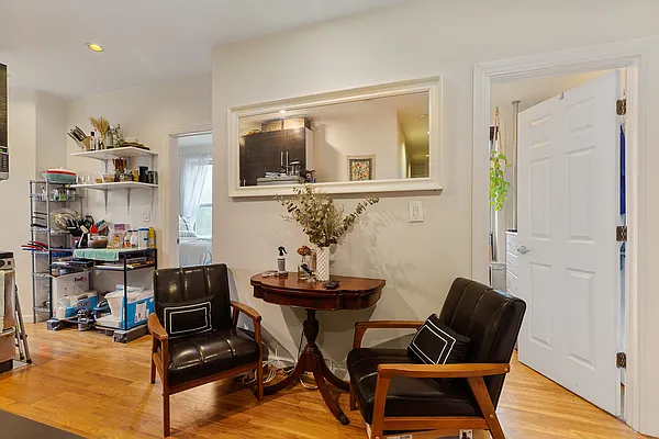 Rented by Dalan Rentals | media 10