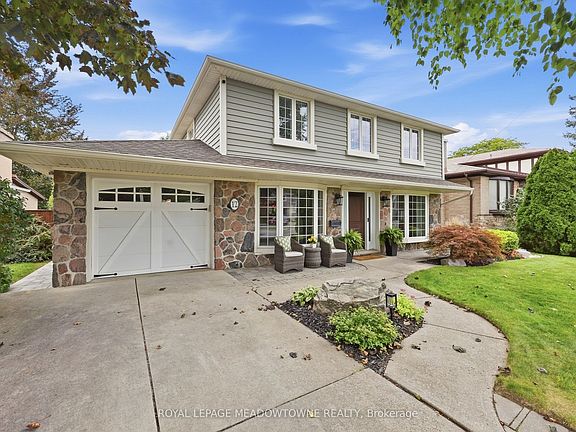 2nd image of 12 Cheltenham Ct