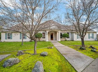 3815 Lakeview Dr, Placerville, CA 95667