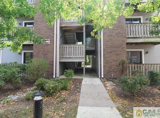 814 Ravens Crest Dr, Plainsboro, NJ 08536