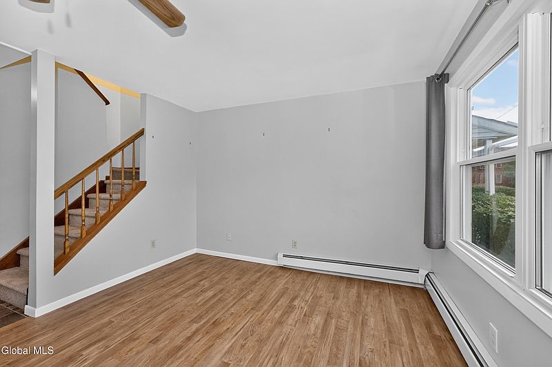2nd image of 30 Warsaw Avenue APT 6