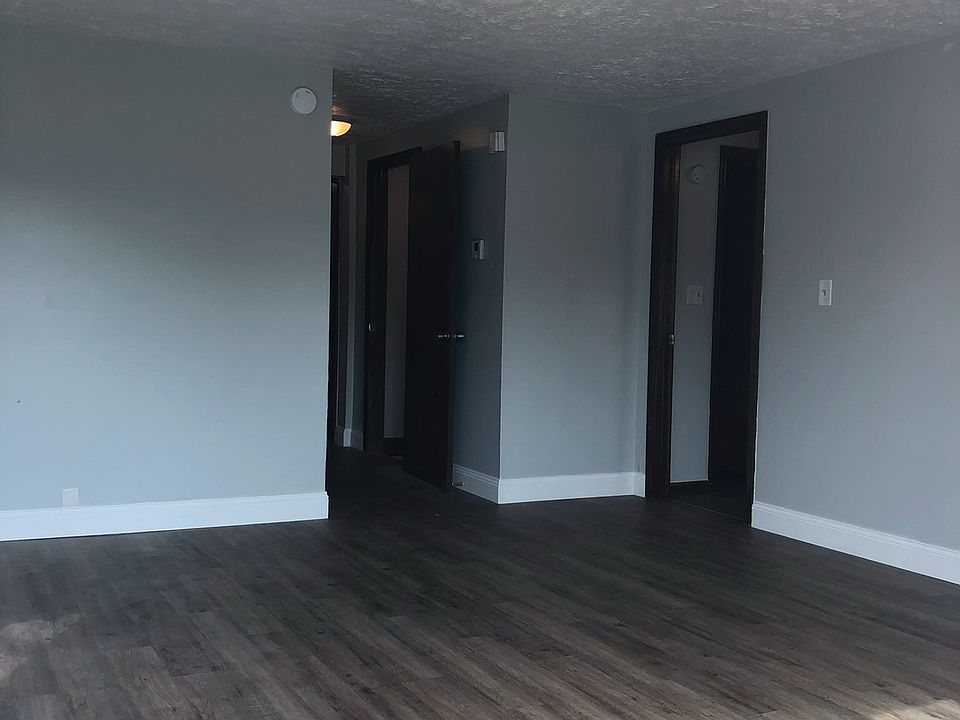 1st image of 3939 N St
