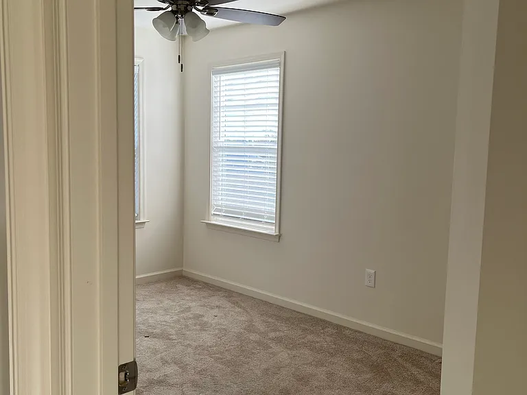 313 Ashby Commons Dr — Photo 23