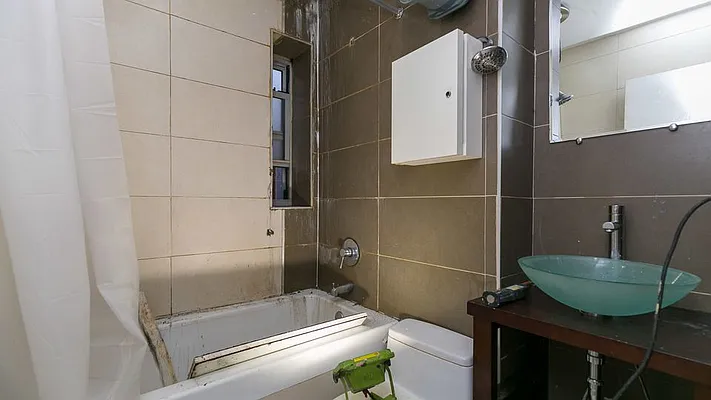 Rented by Nooklyn NYC LLC | media 44