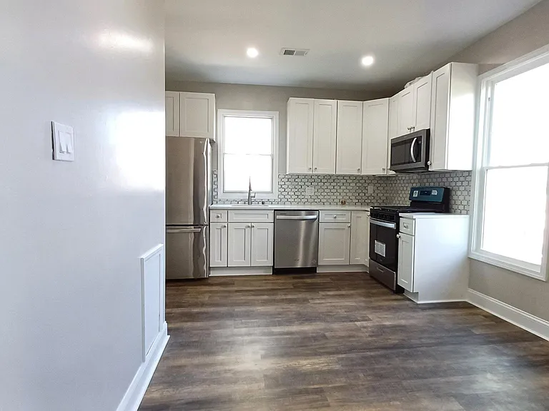 9014 Sudley Rd — Photo 31