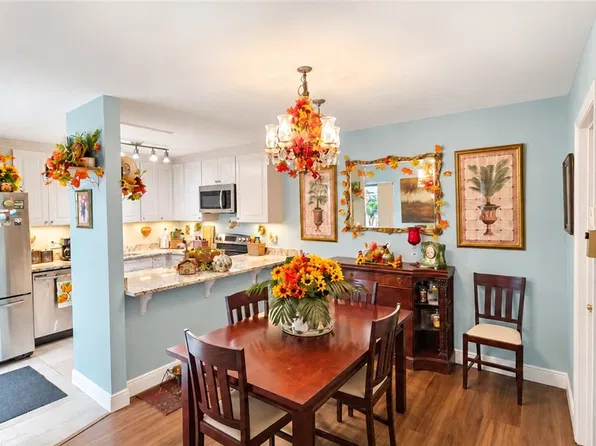 1170 6th Ave APT 9D, Vero Beach, FL 32960