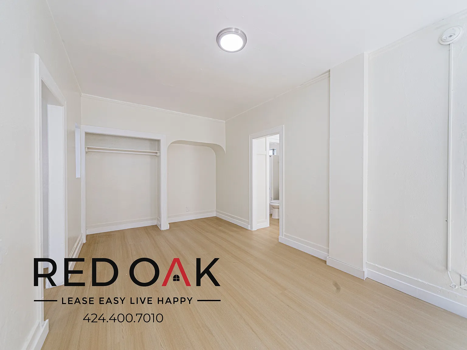 ~1 Month FREE~ Recently Refreshed One Bedroom with Air Conditioning and Natural Light ~ In Boyle ... — Photo 4
