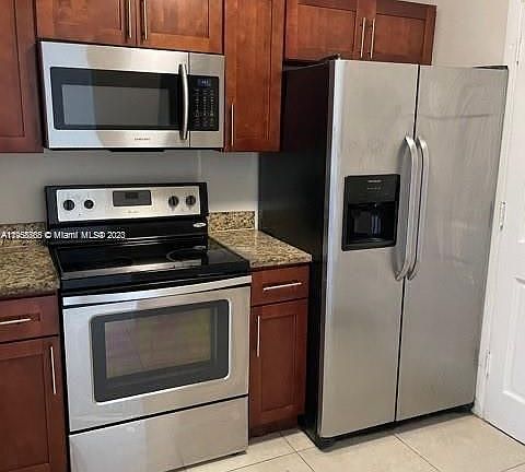5th image of 3700 NW 21st St APT 307