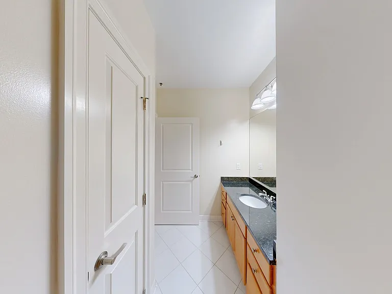 38 Maryland Ave #320 — Photo 9