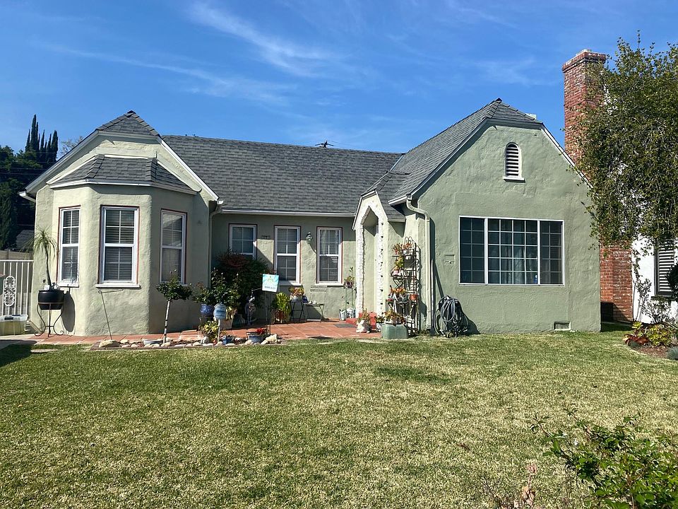 1st image of 19 E Forest Ave
