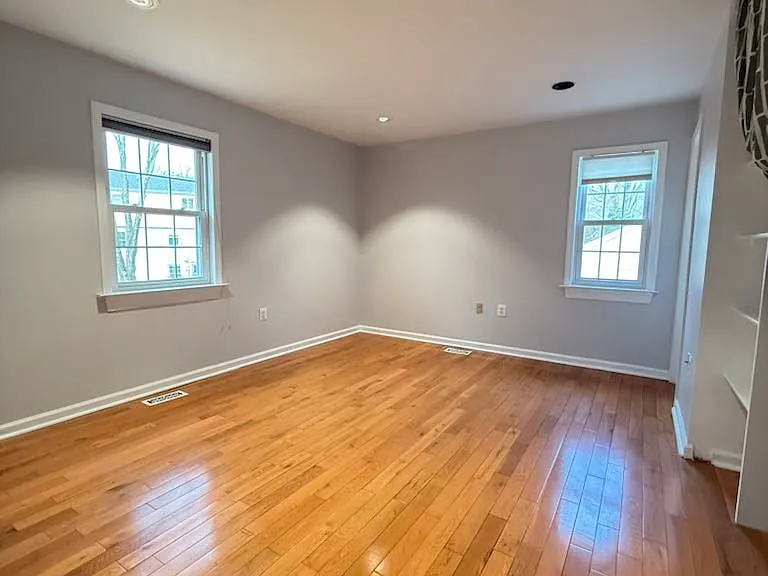 10933 Adare Dr — Photo 21