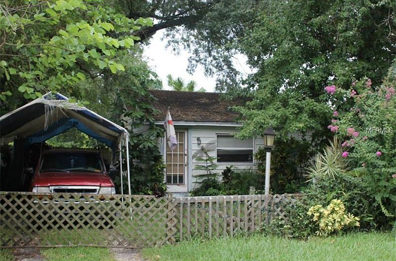 1st image of 865 Carlson Dr