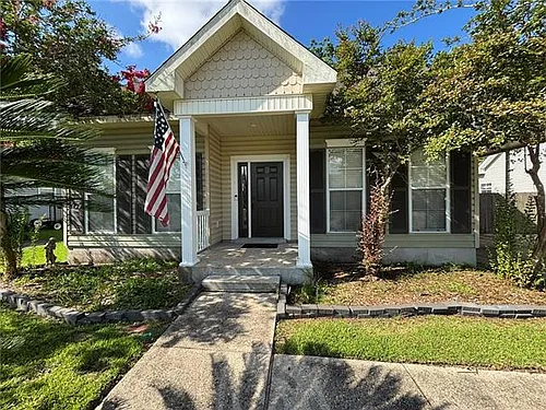 2735 Village Ct Photo 1