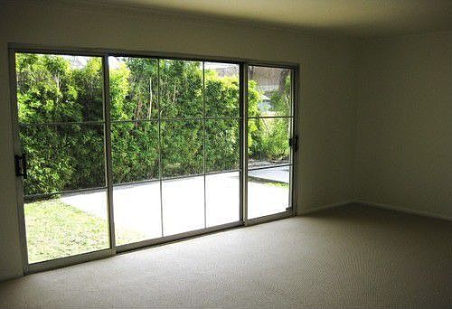 3rd image of 4636 Camellia Ave