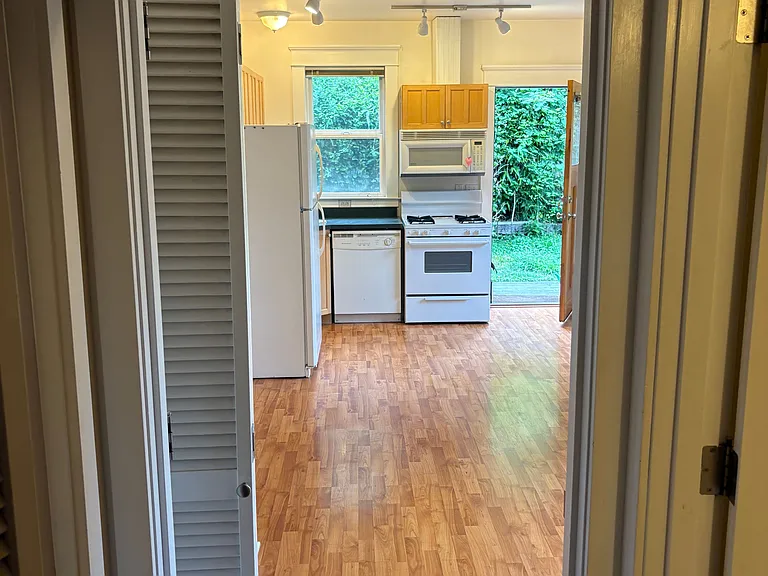 3107 E Madison St #C — Photo 13