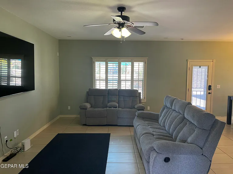 12407 Joe Gomez Ave — Photo 3